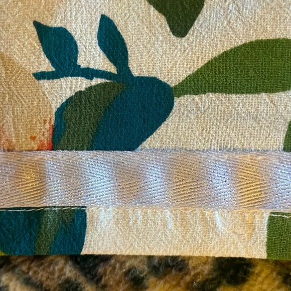 Handmade “Feelin Peachy” Apron 🍑 - Picture 10 of 12